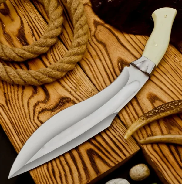 KUKRI KNIFE